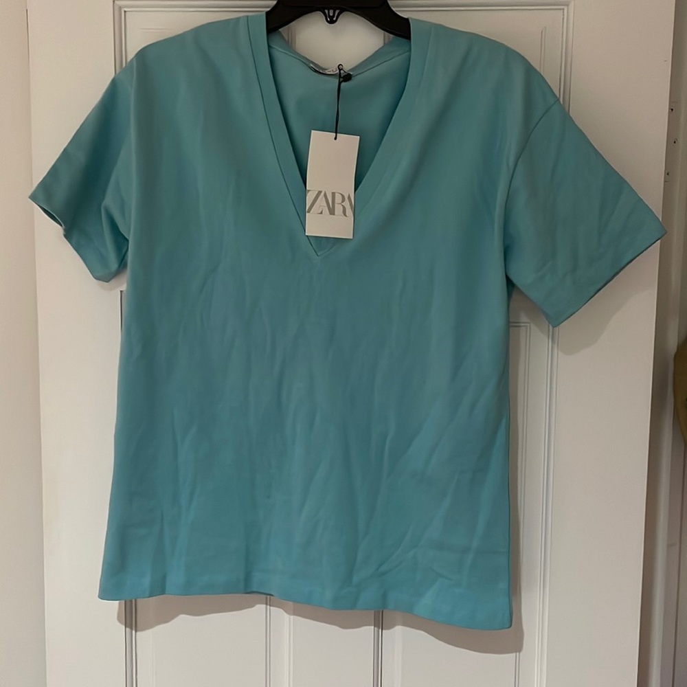 NWT Zara Thick V Neck T-Shirt in Blue size Small